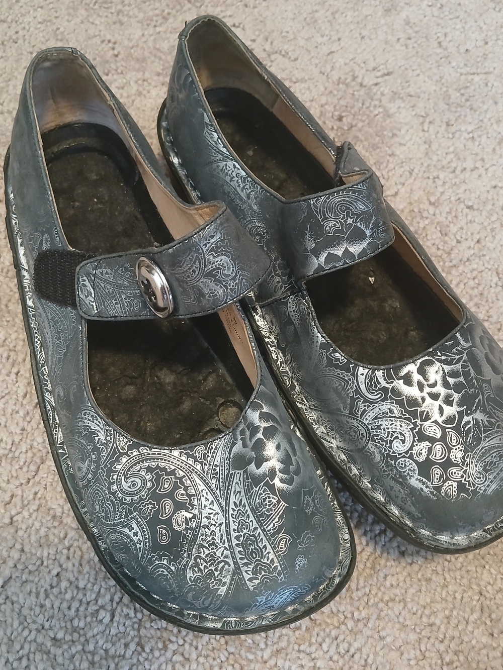 Alegria Paloma Metallic Gray Paisley Mary Jane Flats